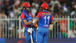 இந்தியாவுக்கு குட்பை தான் போல.. எளிய இலக்கை நிர்ணயித்த ஆப்கான்.. இறுதிப் போட்டிக்கு செல்லும் பாக்