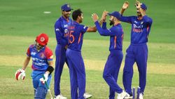 இப்படி ஒரு வெற்றியா..?? விராட் கோலியின் சதம்.. புவனேஷ்வரின் பெஸ்ட்.. ஆஃப்கானை கதறவிட்ட இந்திய அணி!