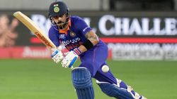 IND VS AUS 1st T20 - விராட் கோலி 2 ரன்களில் ஆட்டமிழப்பு.. ரோகித் சர்மாவும் ஏமாற்றம்