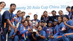 ஆசிய கோப்பையில் இந்திய மகளிர் அணி ஆதிக்கம்.. வரலாற்றை படித்தால் ஆச்சரியப்படுவீங்க.. செம கெத்துங்க !