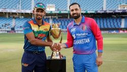 தொட்டது எல்லாம் தங்கம்.. இலங்கை கேப்டனுக்கு ஆரம்பமே குதுகலம்.. ஆப்கானுக்கு எதிராக அதிரடி முடிவு