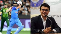 சச்சின் முதல் பாக்.வீரர் வரை கோலிக்கு பாராட்டு.. பெயரை குறிப்பிடாமல் வாழ்த்து சொன்ன கங்குலி.. விவரம்