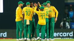 இப்படியா ஃபில்டிங் செய்வீங்க ? டி20 உலககோப்பைக்கு முன் கடைசி போட்டி.. இந்திய அணி தோல்வி