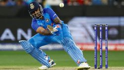 சூர்யகுமார் யாதவ் புதிய சாதனை.. விராட் கோலி கூட செய்யல.. சுழன்று அடித்த ஷாட்டால் ரசிகர்கள் ஆச்சரியம்