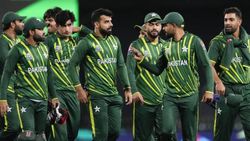 இரண்டே இரண்டு பந்துகள்.. பாகிஸ்தானின் தலைவிதி மாறிய தருணம்.. ஒருவேளை ஜெயிச்சிருக்கலாமோ.. என்ன ஆனது?