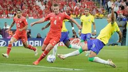 நெய்மார் இல்லாத பிரேசில்.. உரசி பார்த்த சுவிட்சர்லாந்து.. கடைசி நேர கோல்.. யாருக்கு வெற்றி?