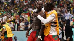 உலகக்கோப்பையில் பிரேசிலை ஜெயிச்சிட்டோம்.. இதுவே எங்களுக்கு போதும்.. ஜெர்சியை சுழற்றிய கேமரூன் வீரர்!