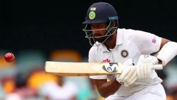 புதிய சாதனை படைத்த புஜாரா.. ஆஸி. தொடருக்கு முன்பு அசத்தல்.. தனி ஆளாக போராடிய தடுப்புச்சுவர்