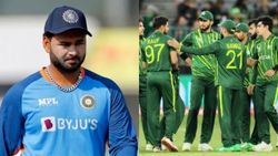 இனம் என பிரிந்தது போதும்.. ரிஷப் பண்ட்-காக துடி துடித்துப்போன பாக். வீரர்கள்.. ரசிகர்கள் நெகிழ்ச்சி!