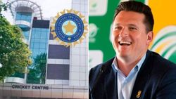 தென்னாப்பிரிக்கா டி20 லீக்கில் இந்திய வீரர்கள்? பிசிசிஐ முடிவை மதிக்கிறேன்.. கிரீம் ஸ்மித் சொன்ன தகவல்!