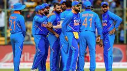 இலங்கைக்கு எதிரான முதல் டி20 போட்டி.. இந்திய அணியின் பிளேயிங் லெவன் இதோ.. யாருக்கு வாய்ப்பு