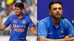 சுப்மன் கில் பாவம் இல்லையா? இதுக்கு பேரு வாய்ப்பு இல்ல, தண்டனை ! முடிவு எடுப்பாரா டிராவிட்