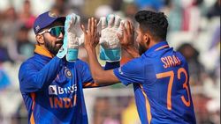 முதல் ஓவரிலேயே ஷாக்.. சிராஜுக்கு ராகுல் தந்த பலே ஐடியா.. பேட்டிங் பிட்ச்-ல் இலங்கை சுருண்டது எப்படி?