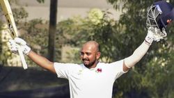 379 ரன்கள் விளாசி பிரித்வி ஷா சாதனை.. ரஞ்சி கிரிக்கெட்டில் புதிய சரித்திரம்.. ரஹானேவும் அபாரம்