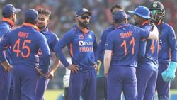 இலங்கைக்கு எதிரான 3வது ஒருநாள் போட்டி.. பிளேயிங் லெவனில் மாற்றம்.. தமிழக வீரருக்கு வாய்ப்பு