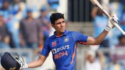 “என் நிம்மதியே போச்சு; தூங்கவே விடல” இரட்டை சதத்திற்கு முன் இஷான் செய்த சேட்டை.. கில் சுவாரஸ்ய தகவல்