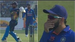 ஏய் எப்புட்றா? சட்டென உள்ளே வந்த பந்து.. கண்மூடி திறப்பதற்குள் சிக்ஸர்.. வாயடைத்துப்போன விராட் கோலி