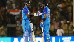 பாண்ட்யா கூறிய ஒரு வார்த்தை.. கடைசி ஓவரில் இந்தியா வெற்றி கண்டது எப்படி? சூர்யகுமார் சுவாரஸ்ய தகவல்