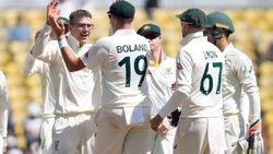 ஆஸி. அணியில் அதிரடி மாற்றம் தேவை.. 2 முக்கிய வீரர்களை கொண்டு வாங்க. முன்னாள் வீரர்கள் கோரிக்கை