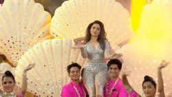 மெர்சலாக நடந்த ஐபிஎல் தொடக்க விழா.. தமிழ்ப் பாட்டுக்கு டான்ஸ் ஆடிய தமன்னா.. உற்சாகத்தில் ரசிகர்கள்!