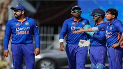 ரோகித் செய்த அலட்சிய கேப்டன்சி.. 7 ரன்கள் தேவையில்லாம போச்சு.. இதை கூடவா பார்க்க மாட்டாங்க