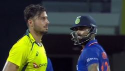 ஆஸி. வீரர் ஸ்டோனிஸ் மீது மோதிய கோலி.. நடவடிக்கை எடுக்குமா ஐசிசி.. ஃபயர் விடும் ரிசிகர்கள்