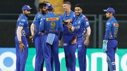 IPL - 6வது முறை சாம்பியன் பட்டம் வெல்லுமா மும்பை இந்தியன்ஸ்.. குழப்பமான பிளேயிங் லெவன் - விவரம்