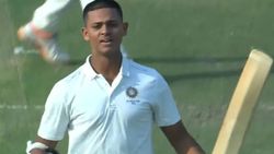 யாருடா இந்த தங்கம் ? இராணி கோப்பையில் முதல் இன்னிங்சில் இரட்டை சதம், 2வது இன்னிங்சில் சதம்