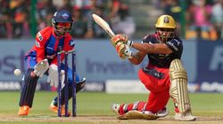 நல்லா போய்ட்டு இருந்துச்சு.. திடீரென பழைய ரூட்டில் சரிந்த ஆர்சிபி.. டீம் ஹாட்ரிக் வீழ்த்திய டெல்லி!