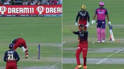 யாருடா இந்த பையன்.. தோனி மாதிரியே ரன் அவுட் செய்த அனுஜ் ராவத்.. தினேஷ் கார்த்திற்கு RCB கதம்..கதம்