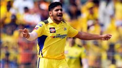 நீ ஒரு வீரனா இருந்தா உள்ளே வா! கிண்டல் செய்த ரசிகர்..! கிளின் போல்ட் ஆக்கிய சிஎஸ்கே வீரர் தேஷ்பாண்டே