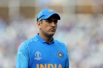 HBD Dhoni - தோனி பற்றி தெரியாத 5 விசயங்கள்.. பிடித்த உணவு வகை முதல் பிடிக்காத செல்போன் வரை