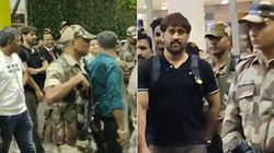 ஐபிஎல் தொடருக்கு பின்.. சென்னை வந்த எம்எஸ் தோனி.. விமான நிலையத்தை அதிரவைத்த ரசிகர்கள்!