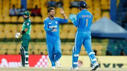 உலககோப்பையை இந்தியா பேர்ல எழுதுங்க.. பட்டையை கிளப்பும் குல்தீப்.. தொடை நடுங்கிய பாக். வீரர்கள்