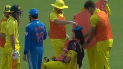 பெரிய மனுசன் பண்ற வேலையா இது? சூடு தாங்காமல் சேரில் உட்கார்ந்த ஸ்மித்.. டான்ஸ் ஆடி கிண்டலடித்த கோலி