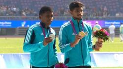 பாரா ஆசிய போட்டிகள்.. வெள்ளி வென்ற தமிழ்நாடு வீரர்.. உயரம் தாண்டுதலில் அசத்திய மாரியப்பன்!