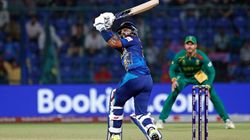 சேவாக் ஆவி புகுந்துருச்சோ.. 8 சிக்ஸ், 4 பவுண்டரி.. 25 பந்தில் அரைசதம் விளாசி சாதித்த மெண்டிஸ்!