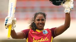 20 பவுண்டரி, 5 சிக்ஸ்.. 64 பந்துகளில் 132 ரன்கள்.. வெஸ்ட் இண்டீஸ்-னாலே இப்படிதானோ.. வரலாற்று வெற்றி!