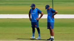 பிட்ச் சிவப்பாக இருந்தால் காலி.. ரோஹித்தை விட்டு அவசரமாக கிளம்பிய டிராவிட்.. இந்திய அணிக்கு சிக்கல்