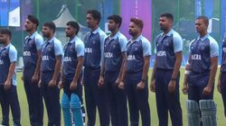 எல்லை மீறி போய்கிட்டு இருக்கு..கிரிக்கெட் வீரர்களையும் சீண்டும் சீனர்கள்..புரியாத பாஷையில் எதிர்ப்பு