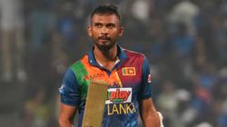 இலங்கை கேப்டன் அணியில் இருந்தே நீக்கம்.. எதிர்பார்க்காத ட்விஸ்ட்.. என்ன நடந்தது?