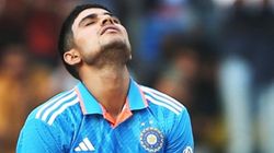 இப்படியா ஆகணும்.. பெரும் ஏமாற்றத்தில் சுப்மன் கில்.. தவறான நேரத்தில் அணியை விட்டு விலகிய சோகம்