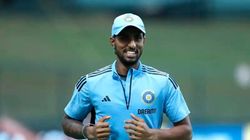 என் அம்மாவுக்காக தான்.. டாட்டூவை காட்டி திலக் வர்மா நெகிழ்ச்சி.. கொண்டாட்டத்திற்கான காரணமே இதுதான்!