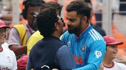 ஒரு இந்தியர் என் ரெக்கார்டை உடைத்ததை நினைத்து பெருமை.. காலை தொட்டவர் இதயம் தொட்டார்-சச்சின் பாராட்டு