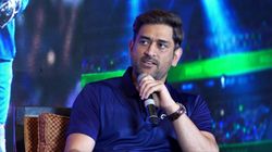 15 கோடிக்கு வேட்டு.. பிஸினஸ் நண்பர் மீது வழக்கு தொடர்ந்த தோனி.. என்ன நடந்தது?