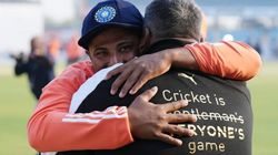 கிரிக்கெட் என்ன உங்க அப்பன் வீட்டு சொத்தா?டிரெண்ட்டிங்கில் சர்பிராஸ் தந்தை ஜெர்சி.. மறைமுக தாக்கு