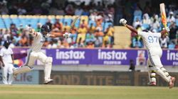 சர்ஃபராஸ் கான் செய்த செயல்.. நெகிழ்ந்து போன ஜெய்ஸ்வால்.. இரட்டை சதம் அடித்த போது நடந்த சம்பவம்