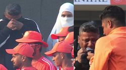 IND vs ENG : ஜாம்பவான் கையில் கேப் வாங்கிய சர்பராஸ் கான்.. கண்ணீர் விட்டு அழுத தந்தை