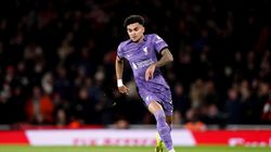 கால்பந்து அணி மாற்றம்.. லிவர்பூல் வீரருக்கு குறி வைக்கும் பாரிஸ் செயின்ட் ஜெர்மைன்