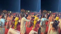 அடிடா விசில.. அம்பானி குடும்ப நிகழ்ச்சியில் ஆட்டம் போட்ட தோனி.. பிராவோவுடன் களைகட்டிய கொண்டாட்டம்!